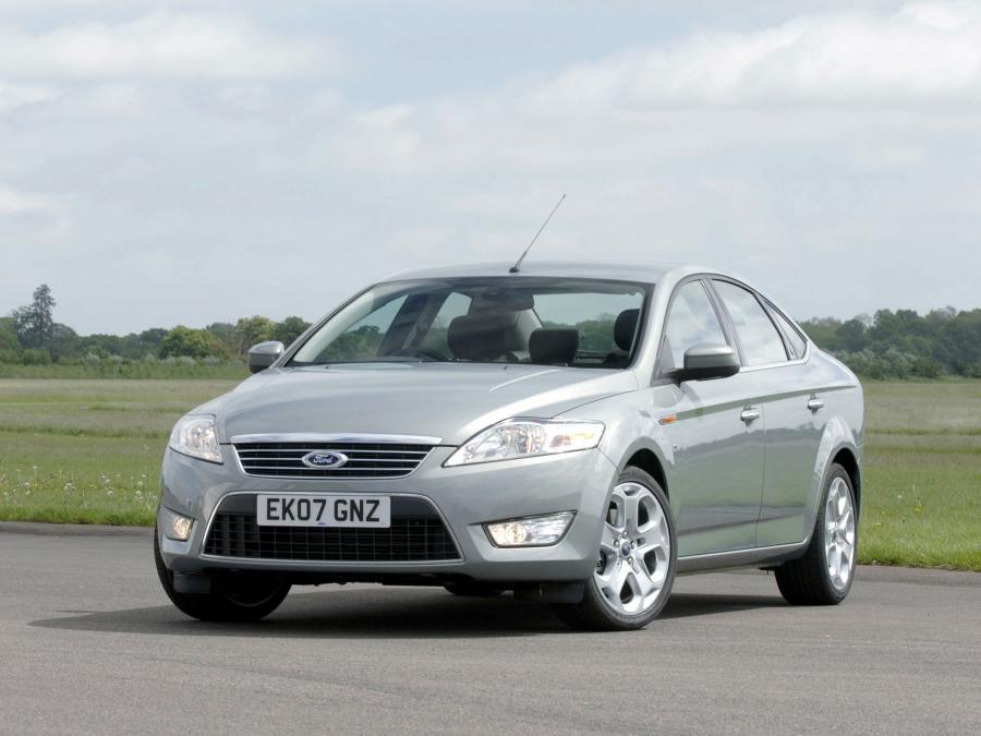  Ford Mondeo Sedan 2007 года  (UK) (фото 8 из 8)
